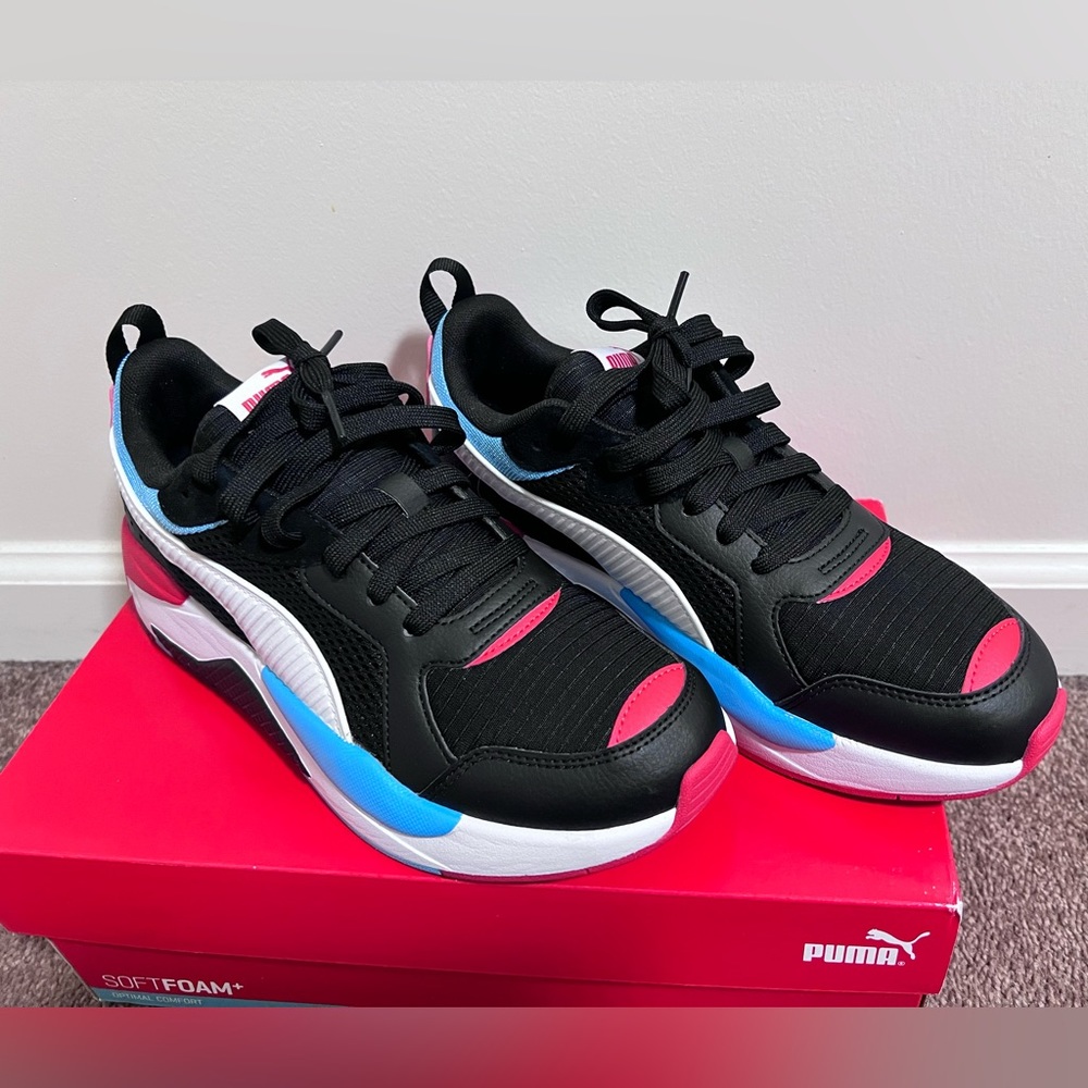 Men’s puma sneaker 8.5 in size multi color